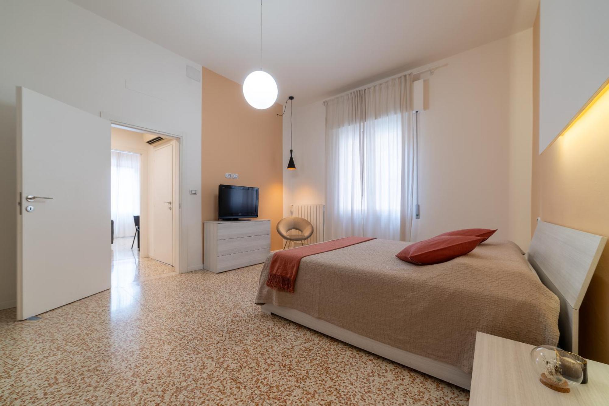 Casa Daura - Your Comfortable Apartment In Bologna - Parking Bolonha Exterior foto